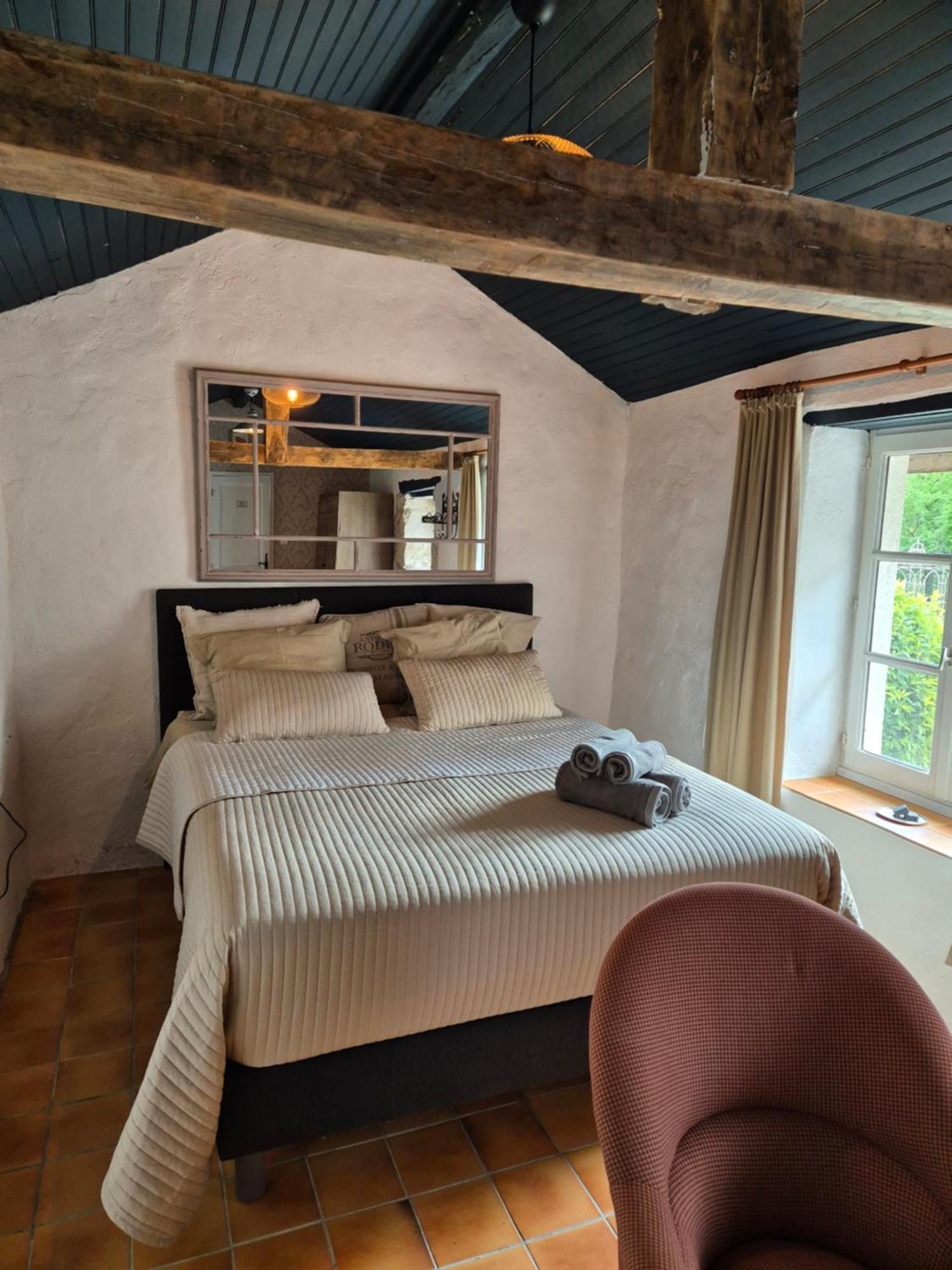 La Nouvelle Vie En Quercy Bed & Breakfast Montaigu-de-Quercy Екстериор снимка