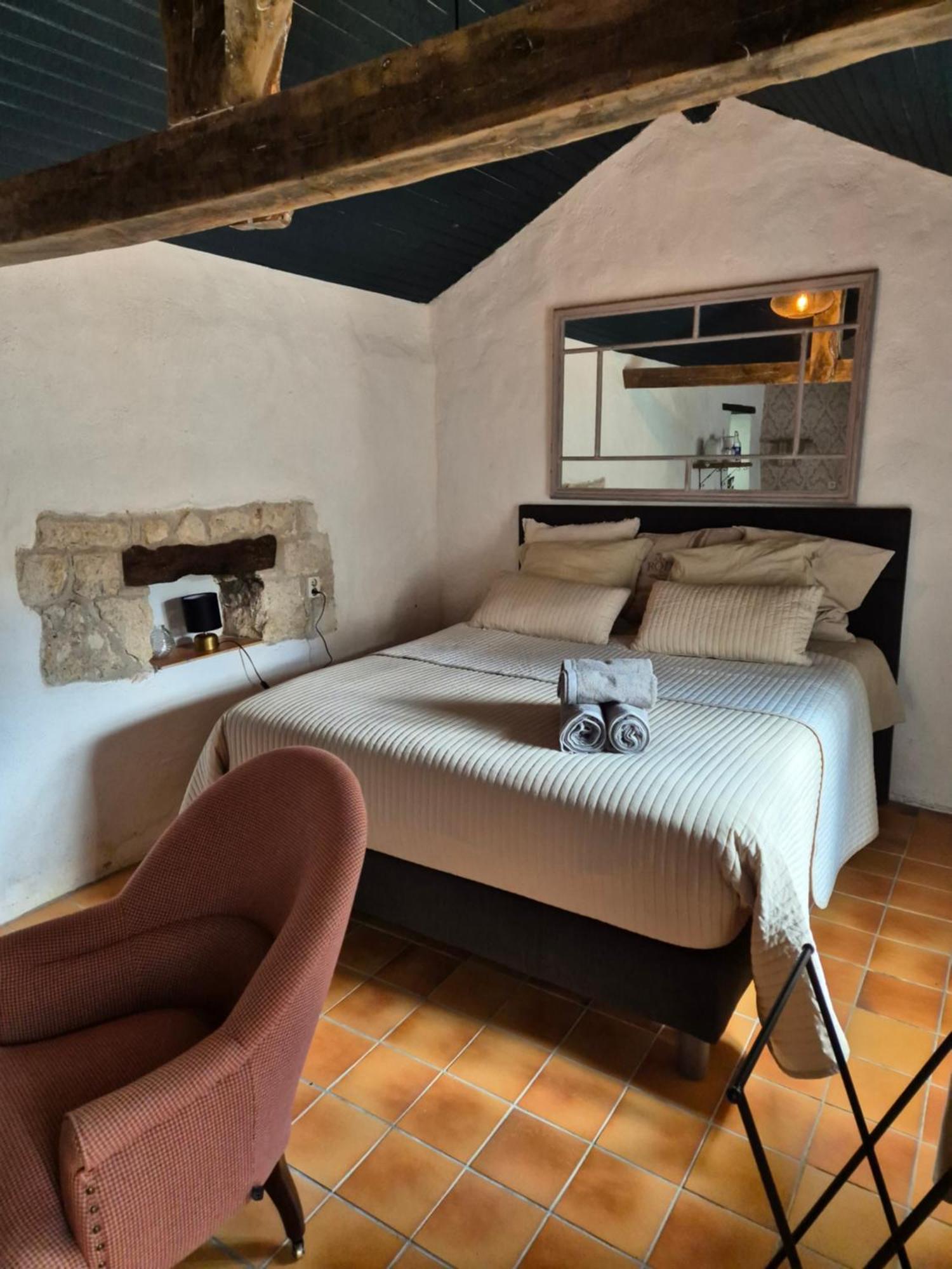 La Nouvelle Vie En Quercy Bed & Breakfast Montaigu-de-Quercy Екстериор снимка